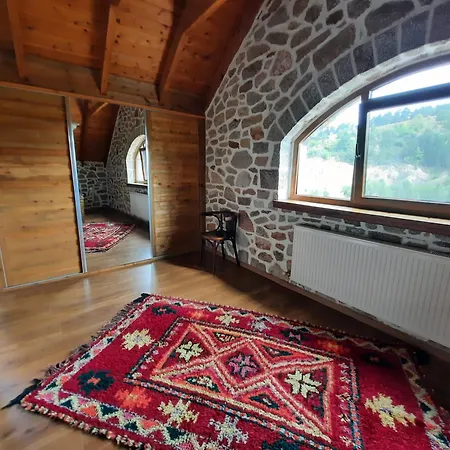 Fllad Holiday home Voskopoje